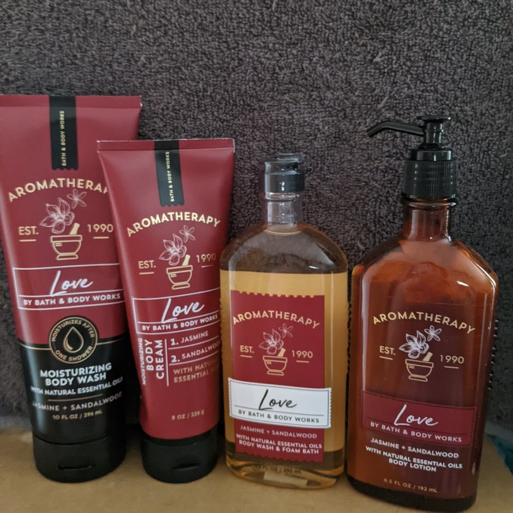 Lot of 7 Bath and Body Works Aromatherapy LOVE JASMINE & SANDALWOOD